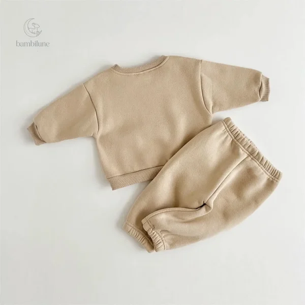 Survêtement tendance avec motifs floraux
