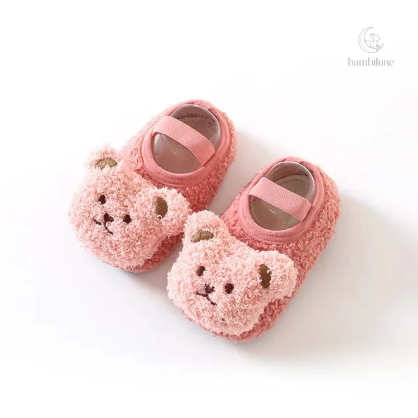 Mini chaussons tendance pour enfants, confort assuré