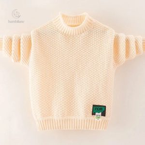 Mode enfantine tendance avec ce pull ample