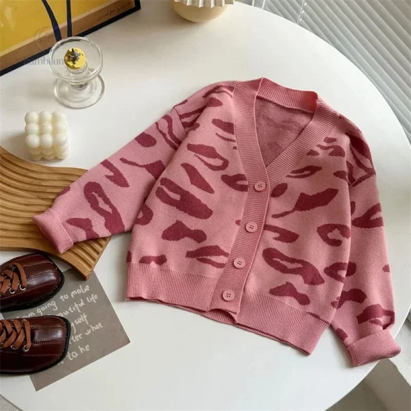 Mode enfantine chic, parfait pour les journées ensoleillées