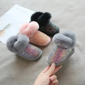 Chaussures d'hiver stylées pour les petites fashionistas