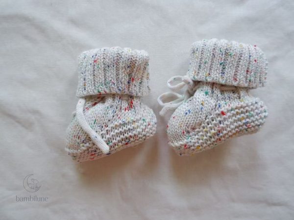 Mini chaussons tricotés,