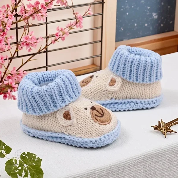 Mini chaussons tricotés pour bébé 3-6 mois