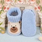 Chaussons bébé tricotés doux et confortables