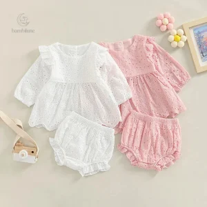 Vêtements pour enfants : ensemble classique et coloré