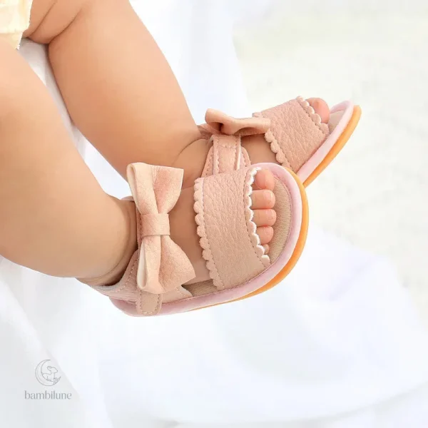 Sandales douces et légères pour les tout-petits