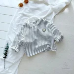 Mini chemise à manches longues, idéale pour un look décontracté