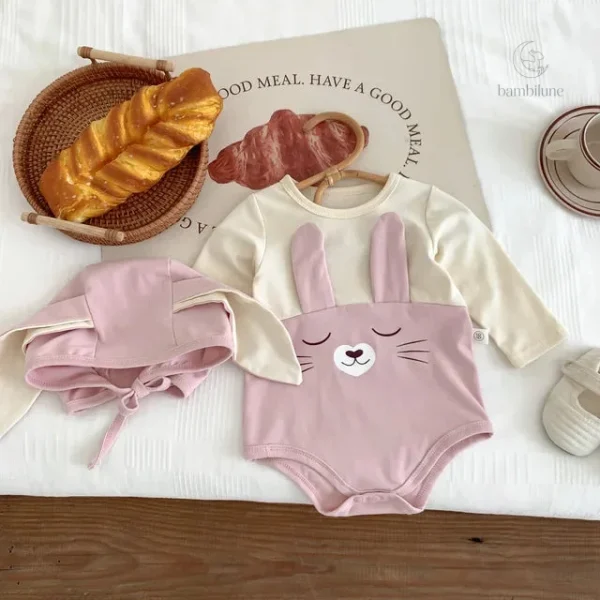 Combinaison bébé stylée en coton pour les saisons froides