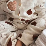Vêtement de nuit doux pour enfants