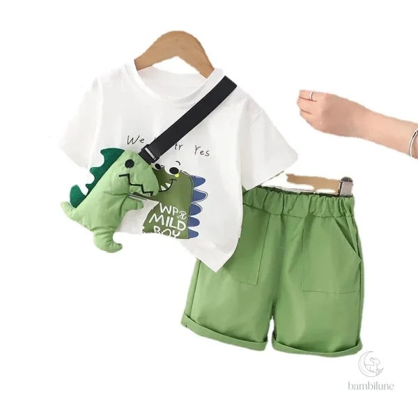 Détails ludiques d'une tenue Dino pour garçons