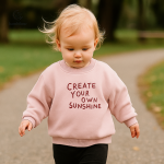 Pull doux pour petits, thème soleil et créativité