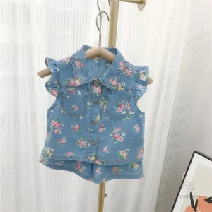 Design d'été tendance pour les petits