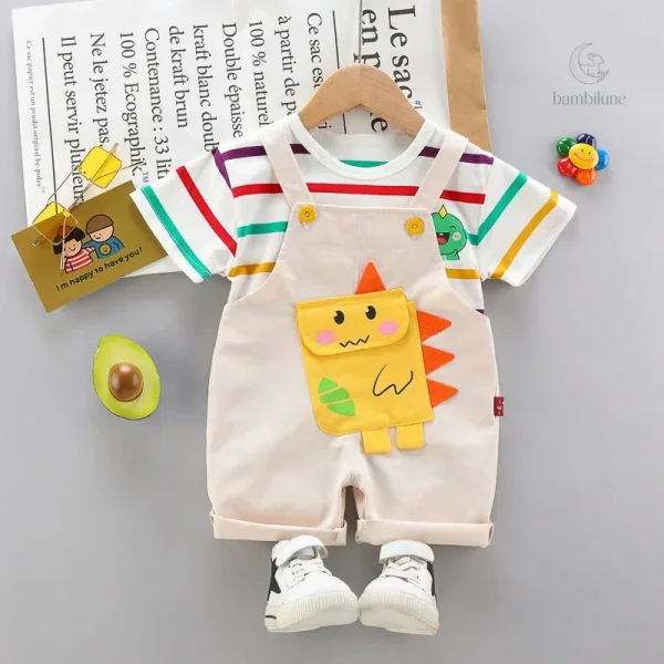 Vêtements enfants style Dino en mini version