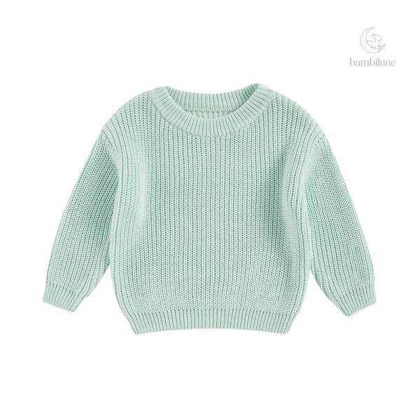 Vêtement enfant en tricot doux et stylé