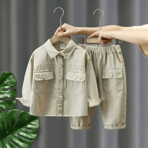 Style décontracté et confortable en denim pour enfants