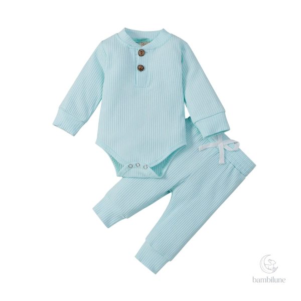 Vêtements bébé tendance et doux