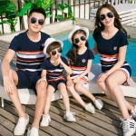 Mini Fashion - Vêtements rayés pour enfants