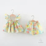 Robe d'été chic avec motif floral pour les tout-petits