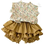 Vêtements d'été enfants : ensemble haut et jupe à fleurs