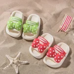Chaussons de plage colorés à pois pour petites filles