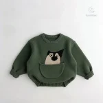 Mode enfant : pull avec motif et pochette pratique