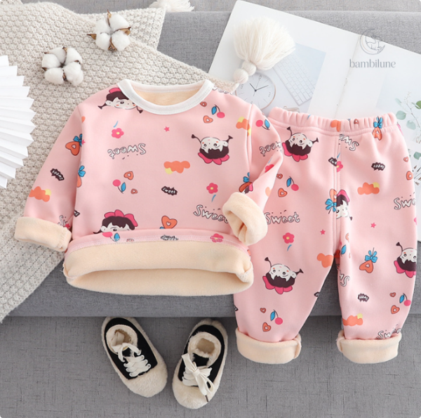 Pyjama enfant douillet, parfait pour des nuits paisibles