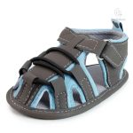 Style décontracté avec les sandales Mini Fashion