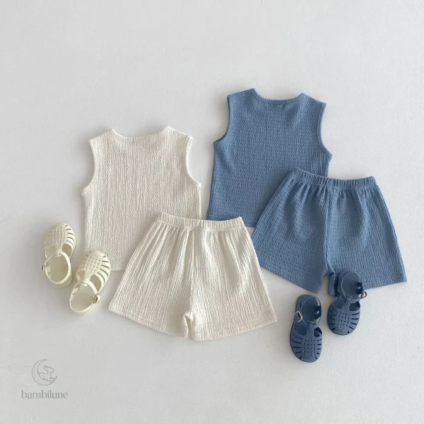 Mode enfantine : ensemble de robes en coton