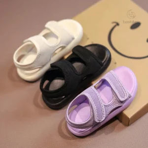 Mini Fashion - Sandales Élégantes pour Enfants