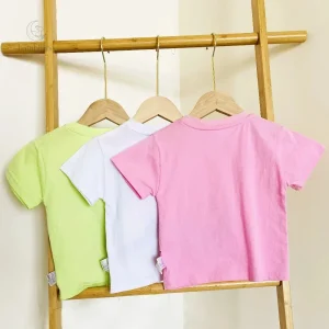 Vêtements colorés pour enfants avec motif fruité