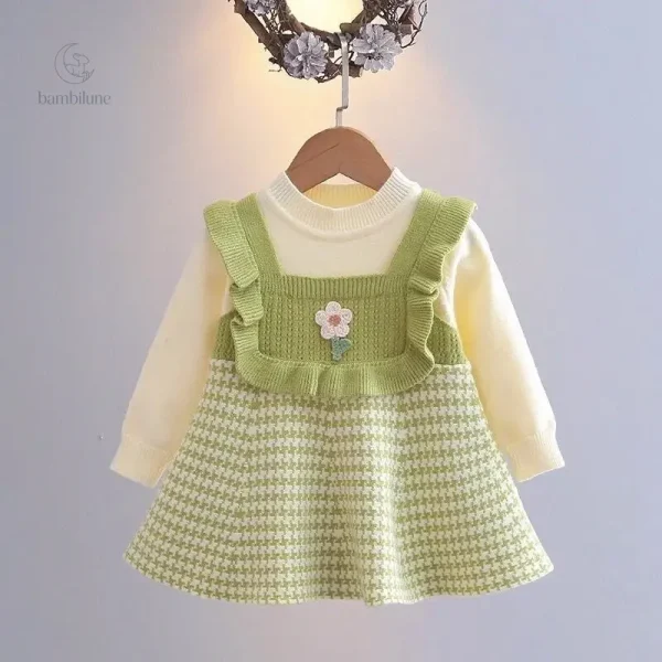 Vêtements d'hiver enfants : robe à manches longues