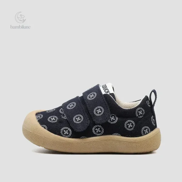 Chaussures estivales au design original