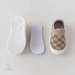 Motif en bloc, chaussure facile à chausser pour enfants
