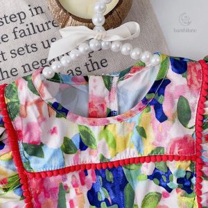 Robe légère pour enfants, idéale pour les journées ensoleillées