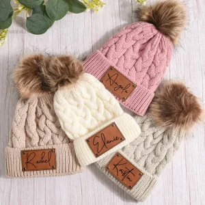 Chapeau personnalisé avec pompon pour enfants