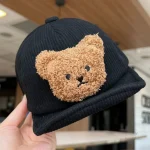 Casquette tendance en velours côtelé pour petits aventuriers