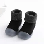Chaussettes pour tout-petits : idéale pour jouer