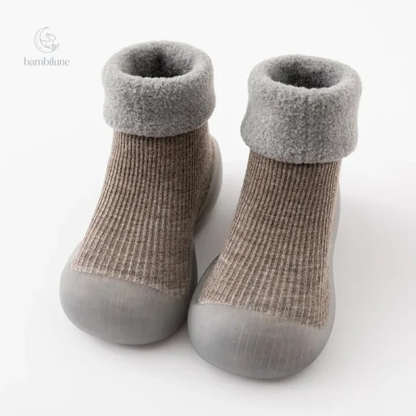 Mini chaussettes pour enfants avec design amusant