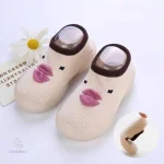 Chaussons d'intérieur chauds et pratiques pour les petits