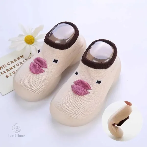 Chaussons d'intérieur chauds et pratiques pour les petits