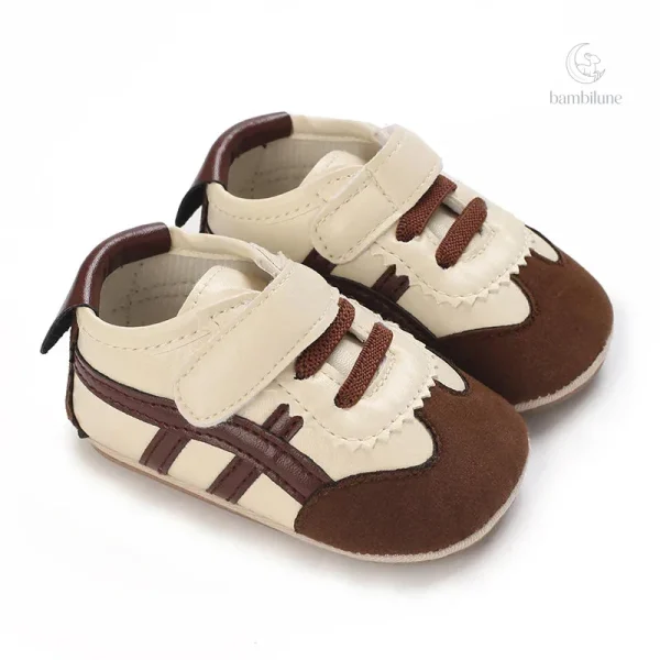 Chaussures de sport bébé avec semelles antidérapantes