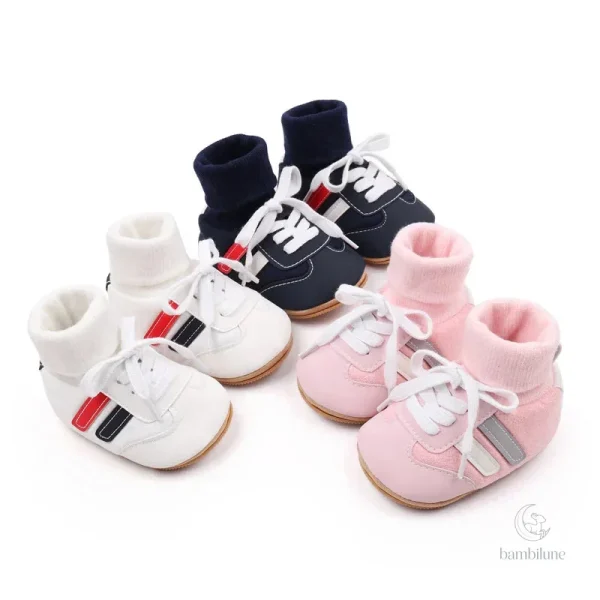 Chaussures enfants avec semelles adaptées pour le confort