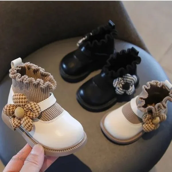 Mini bottes stylées et confortables pour filles