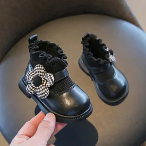Bottes tendance pour un look chic et décontracté