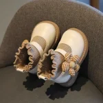 Bottes pratiques et stylées pour les jeunes fashionistas