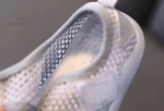 Mini chaussures maillées pour le confort des enfants