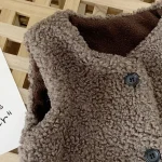 Gilet confortable en peluche pour les journées fraîches