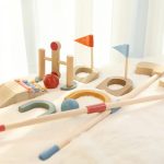 Activités de plein air, jeu de golf amusant pour les tout-petits