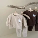 Mini Fashion : survêtement confortable pour l'hiver