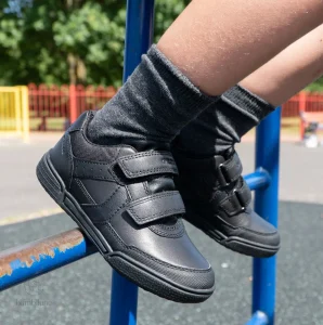 Baskets en cuir avec velcro, parfaites pour le printemps-été